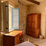 Gozo Silence Bed & Breakfast Għarb