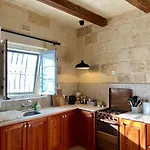 Gozo Silence Bed & Breakfast Għarb