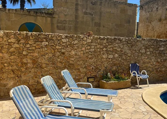 فندق مبيت وإفطار Gozo Silence Għarb